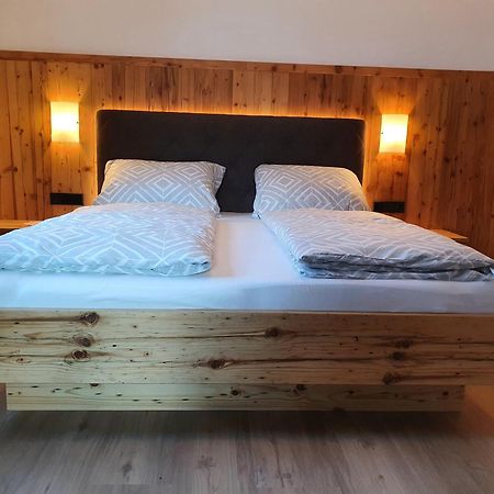 Ferienwohnung Kroell 젤암질러 객실 사진